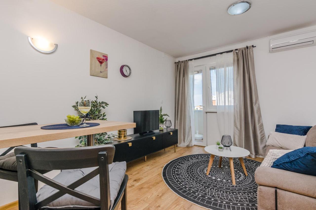 Luton Apartment Zadar Kozino Heating Pool & Jacuzzi 외부 사진